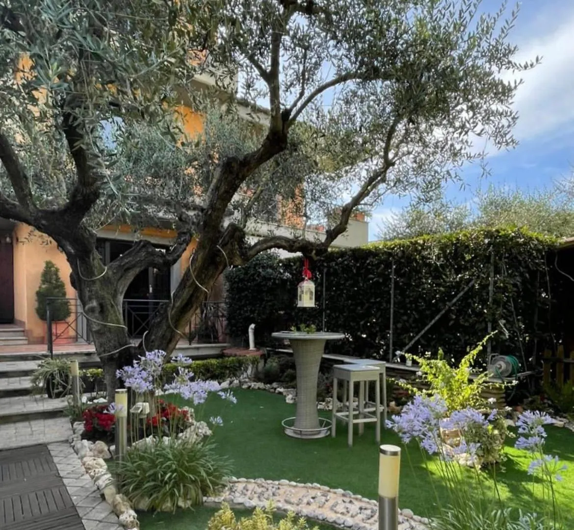 Frühstückspension Aurelia Garden Gold B&B Rom
