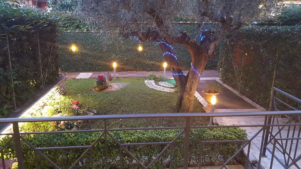 Aurelia Garden Gold B&B Roma 2*,  Italia