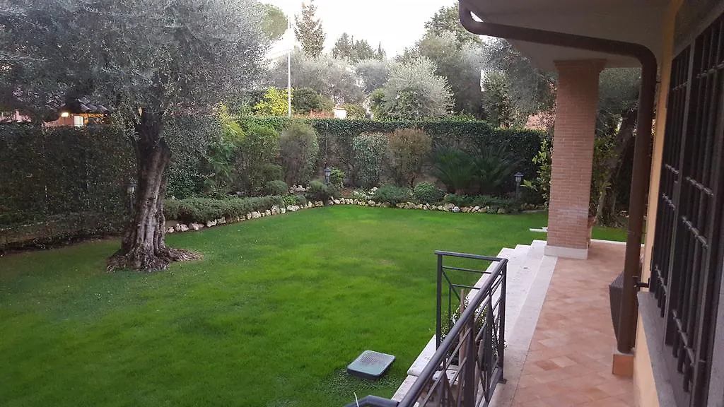 Aurelia Garden Gold B&B Roma Bed and breakfast